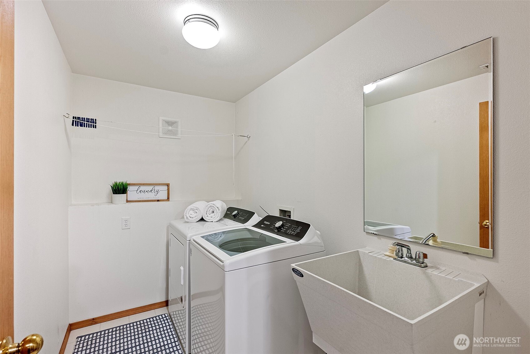 7331 E Center Street , Port Orchard, WA 98366