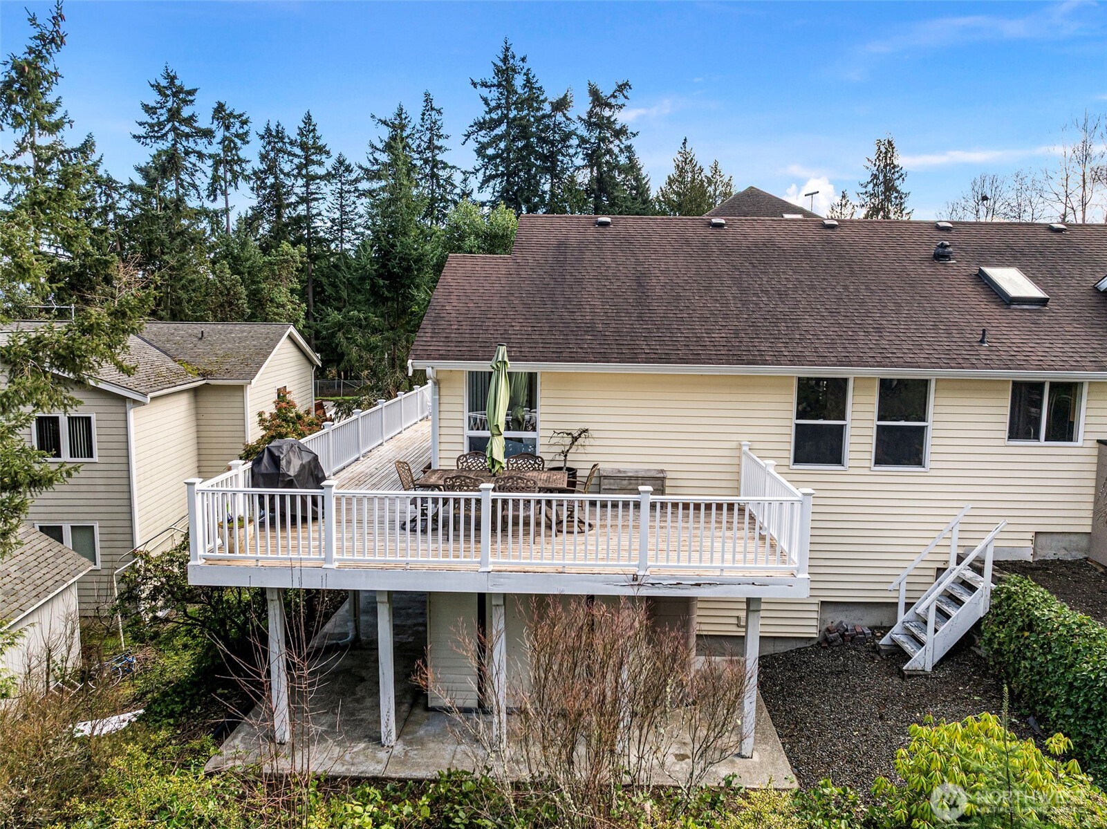 7331 E Center Street , Port Orchard, WA 98366