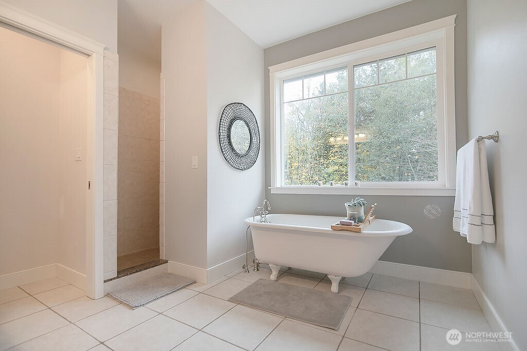 140 Nordstrom Lane , Kelso, WA 98626