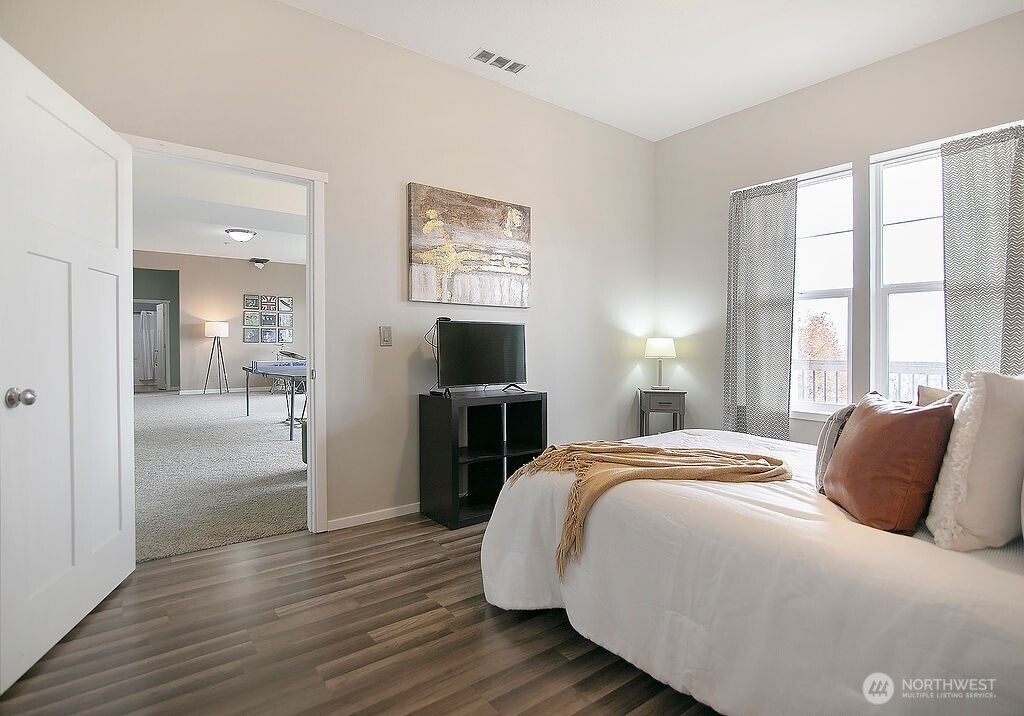 140 Nordstrom Lane , Kelso, WA 98626