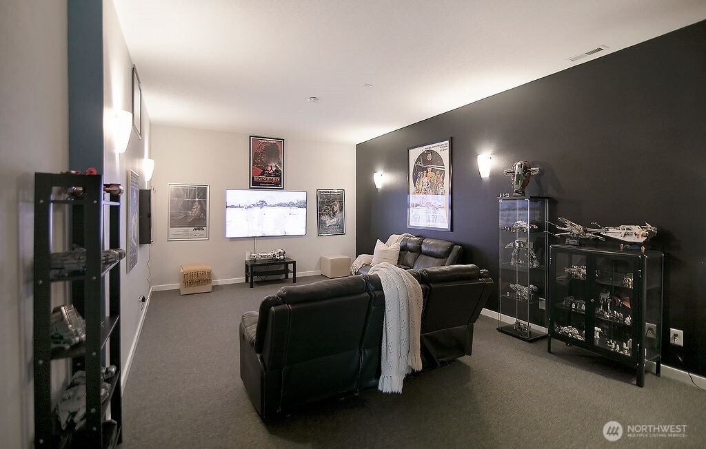 140 Nordstrom Lane , Kelso, WA 98626