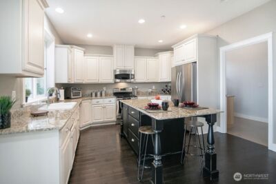 140 Nordstrom Lane , Kelso, WA 98626 - Photo 10