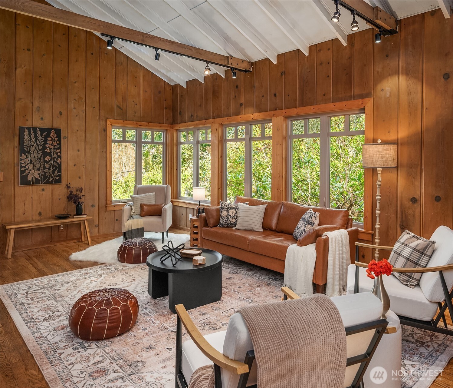 11305 103rd Avenue SW, Vashon, WA 98070