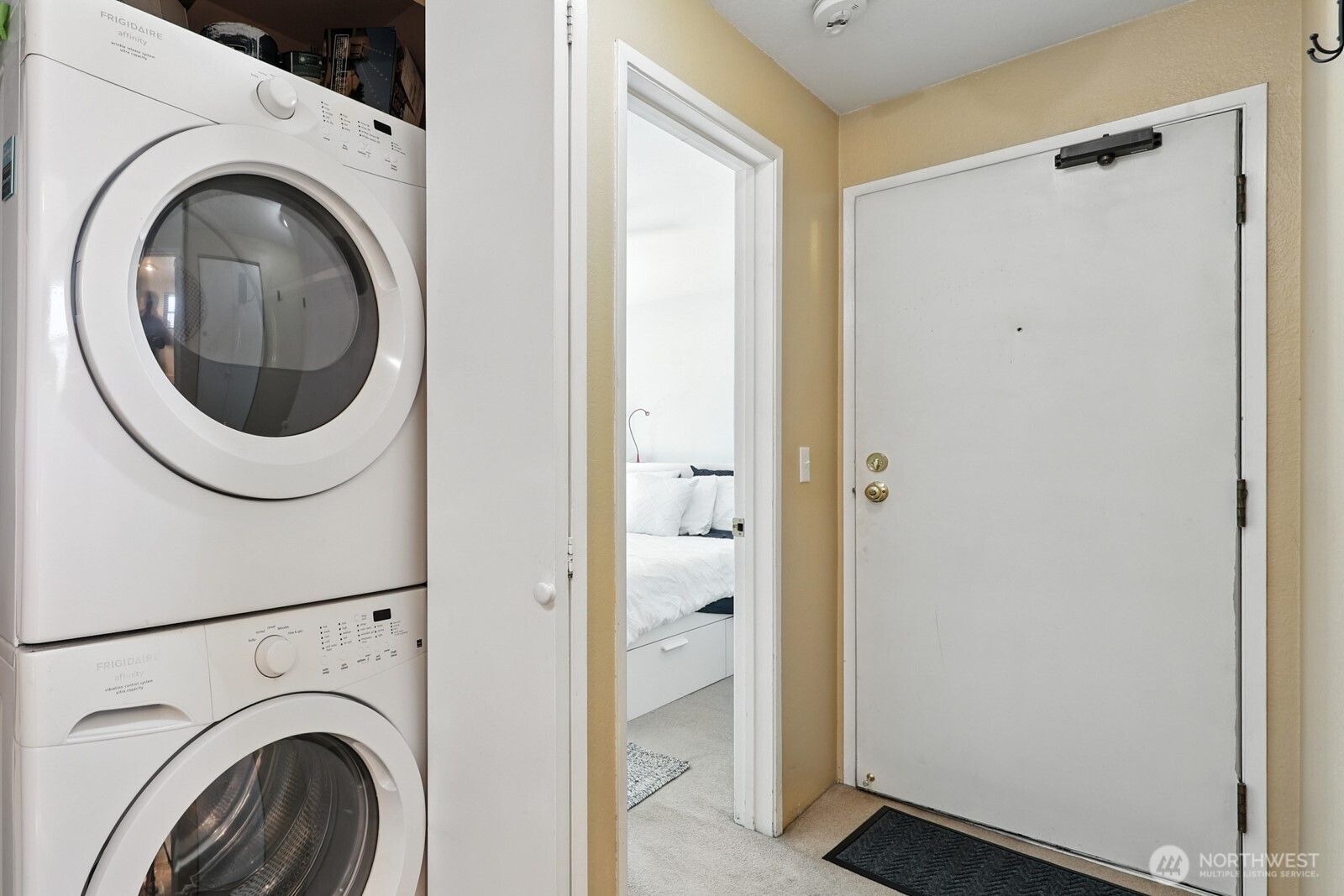 29 Etruria Street #B405, Seattle, WA 98109