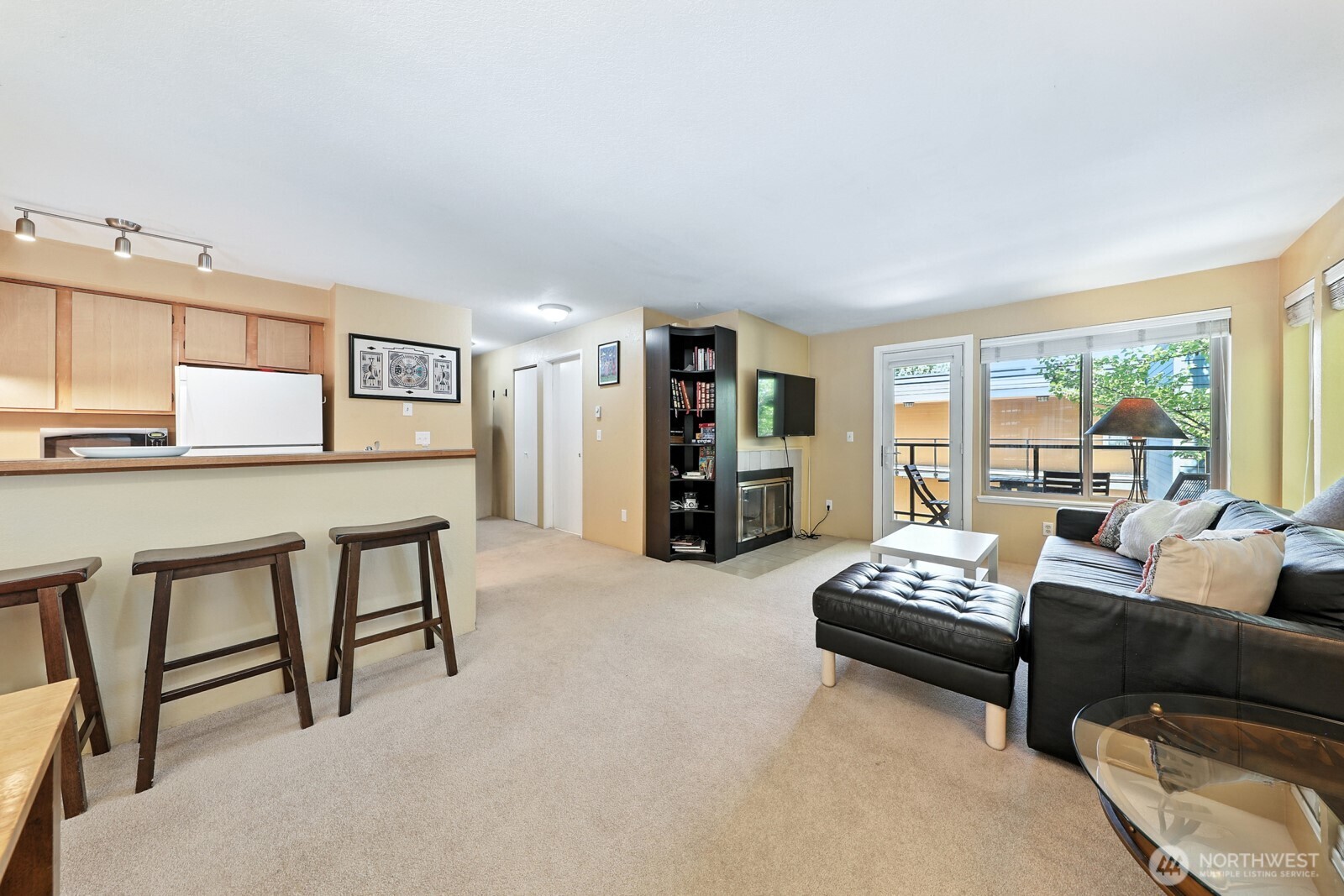 29 Etruria Street #B405, Seattle, WA 98109