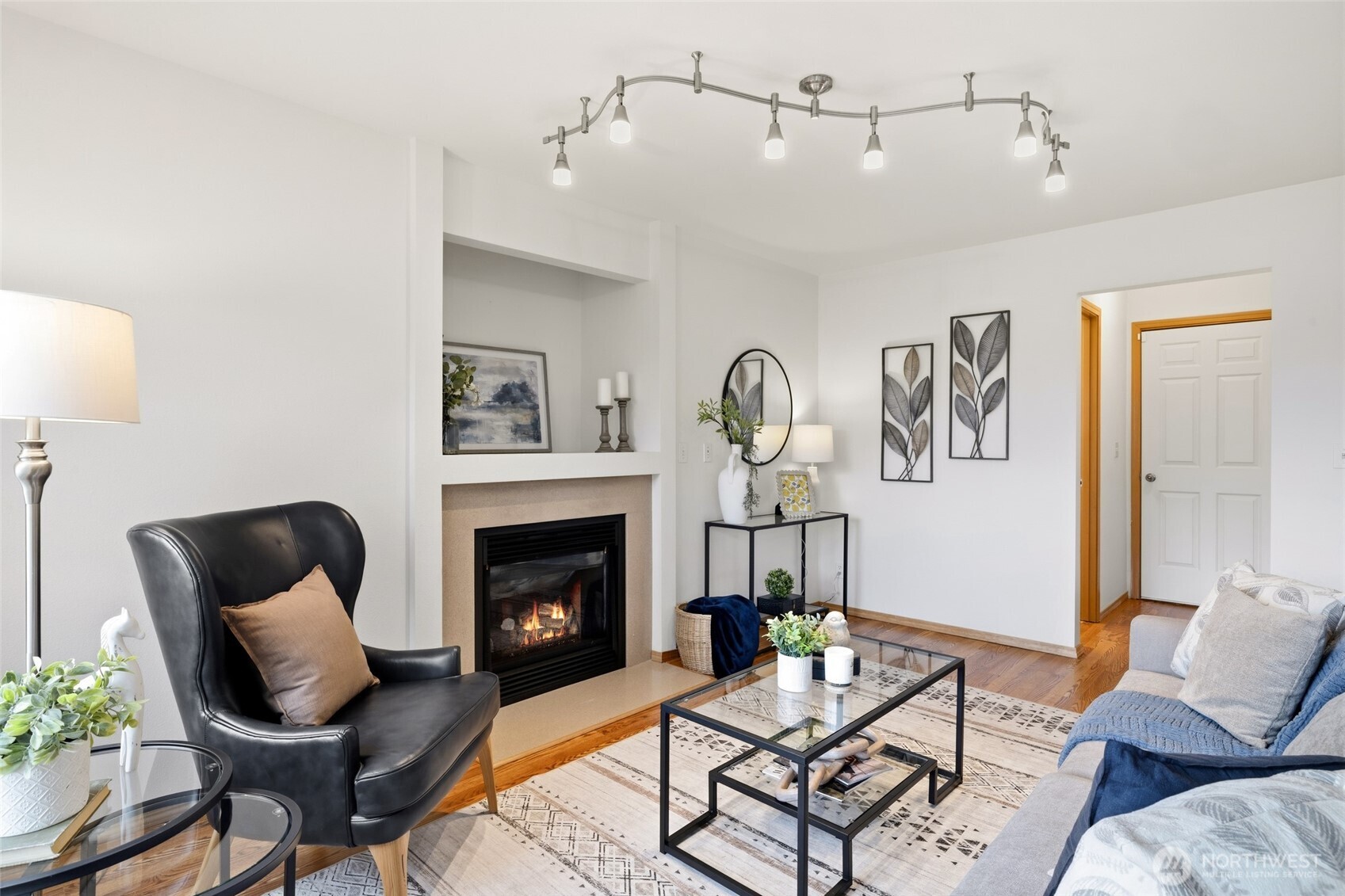 15919 55th Place W, Edmonds, WA 98026