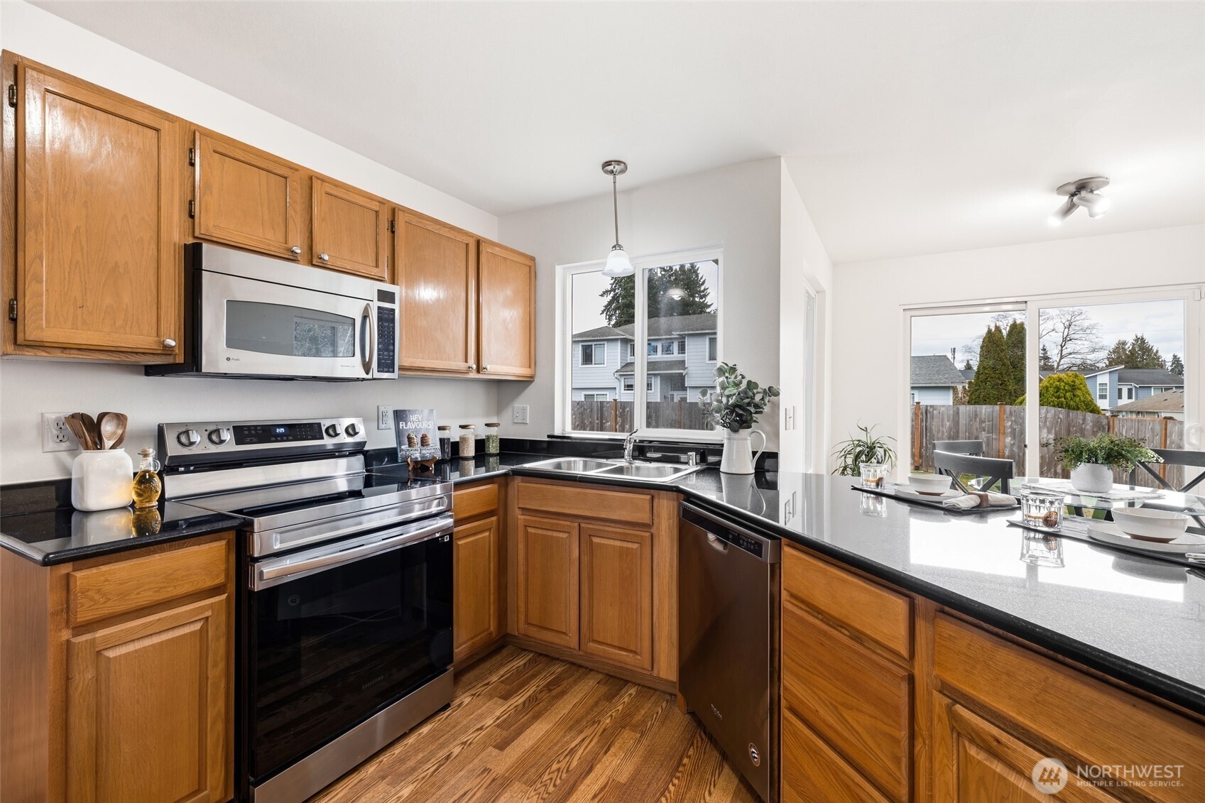 15919 55th Place W, Edmonds, WA 98026