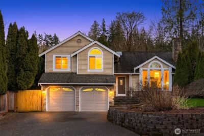 2305 NW Oakcrest Drive , Issaquah, WA 98027