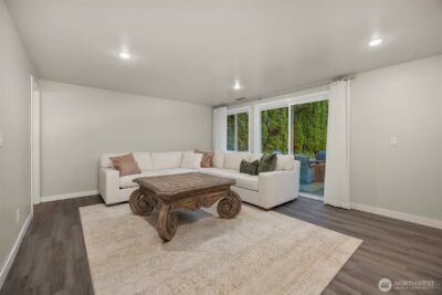 2305 NW Oakcrest Drive , Issaquah, WA 98027 - Photo 25