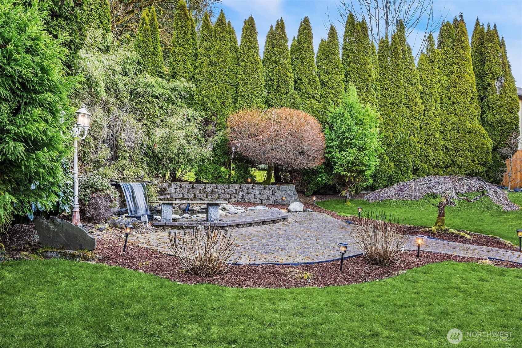 2305 NW Oakcrest Drive , Issaquah, WA 98027