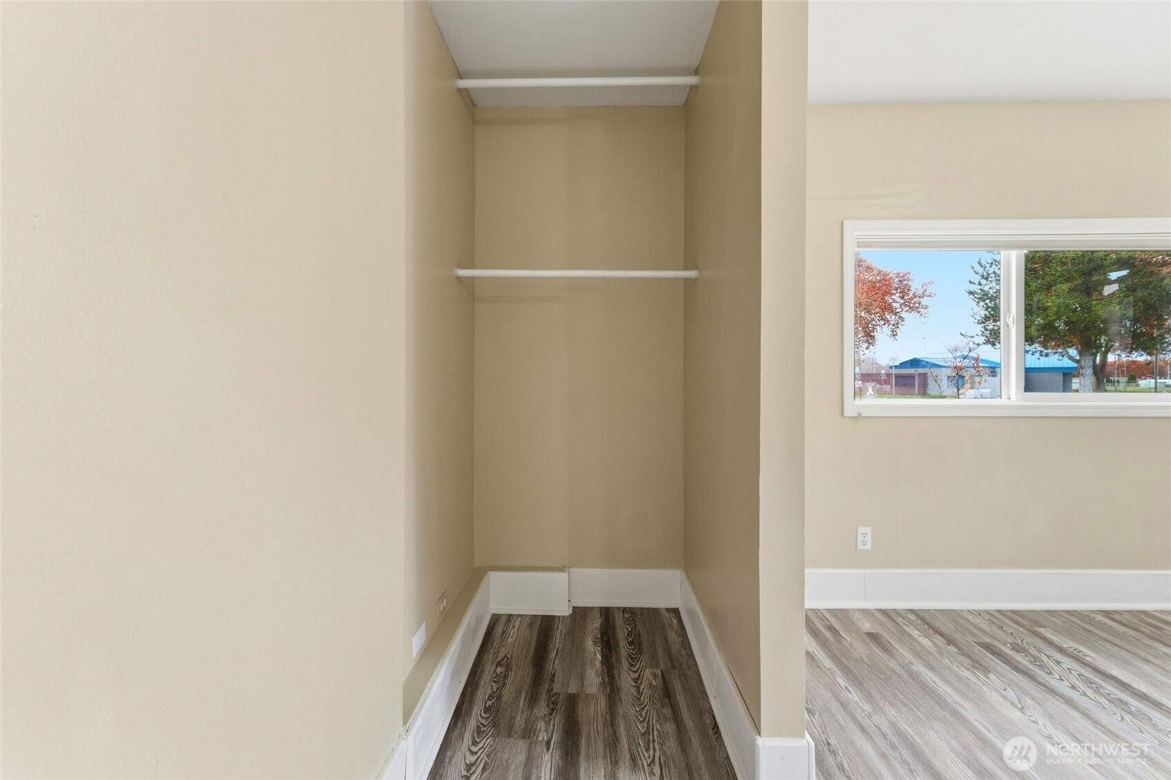 303 Dehaven Street , Milton-Freewater, OR 97862