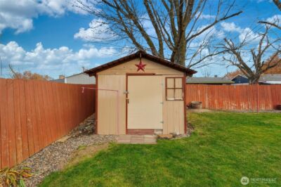 303 Dehaven Street , Milton-Freewater, OR 97862 - Photo 6