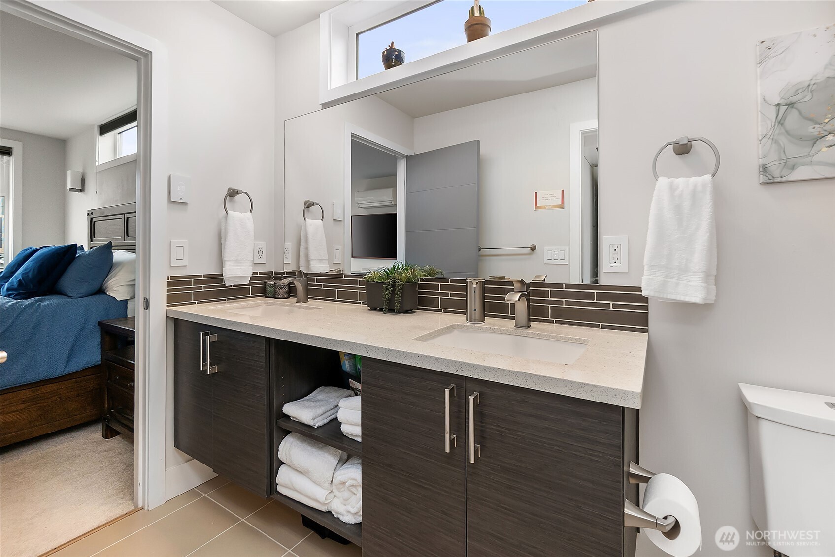 1761 20th Avenue S, Seattle, WA 98144-4454