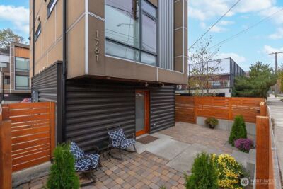 1761 20th Avenue S, Seattle, WA 98144-4454 - Photo 4