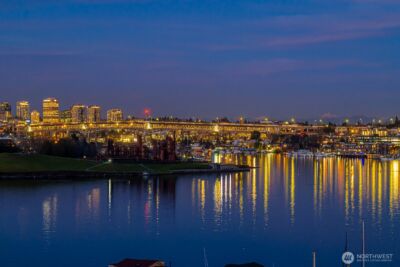 2420 8th Avenue N #201, Seattle, WA 98109 - Photo 17