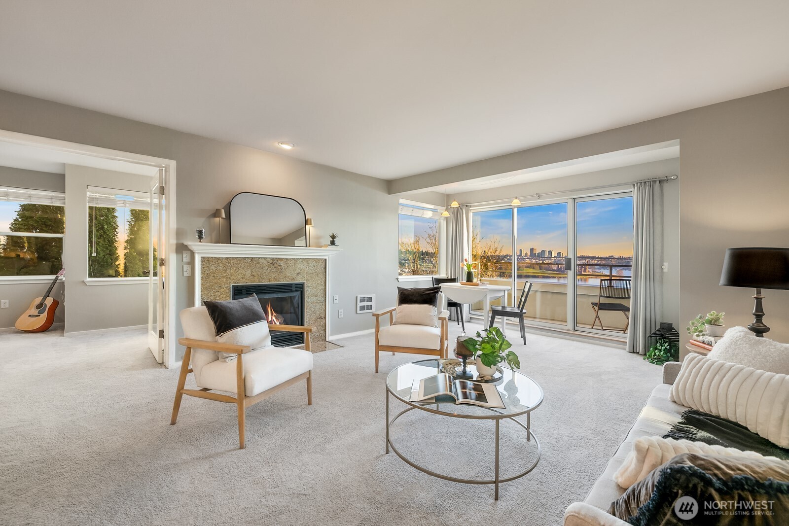 2420 8th Avenue N #201, Seattle, WA 98109