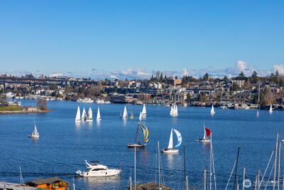 2420 8th Avenue N #201, Seattle, WA 98109 - Photo 7