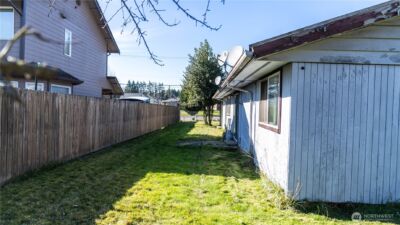 10415 10423 Golden Given Road E, Tacoma, WA 98445 - Photo 9