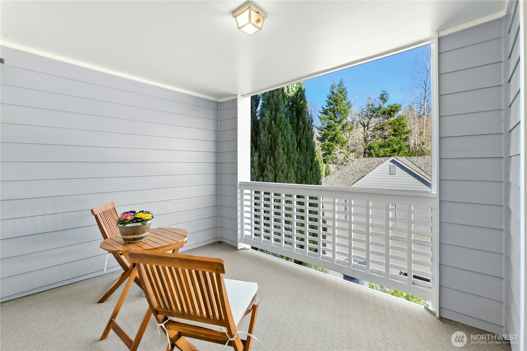 4081 224th Lane SE #202, Issaquah, WA 98029-6233