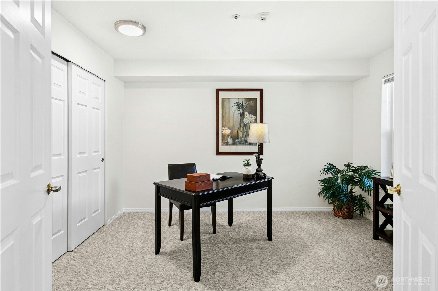 4081 224th Lane SE #202, Issaquah, WA 98029-6233