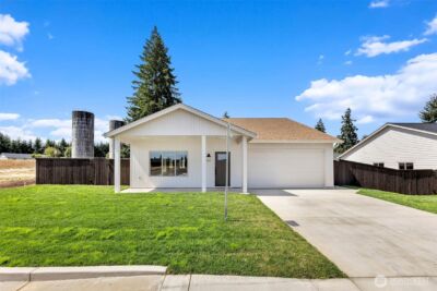 301 Cap Avenue , Winlock, WA 98596