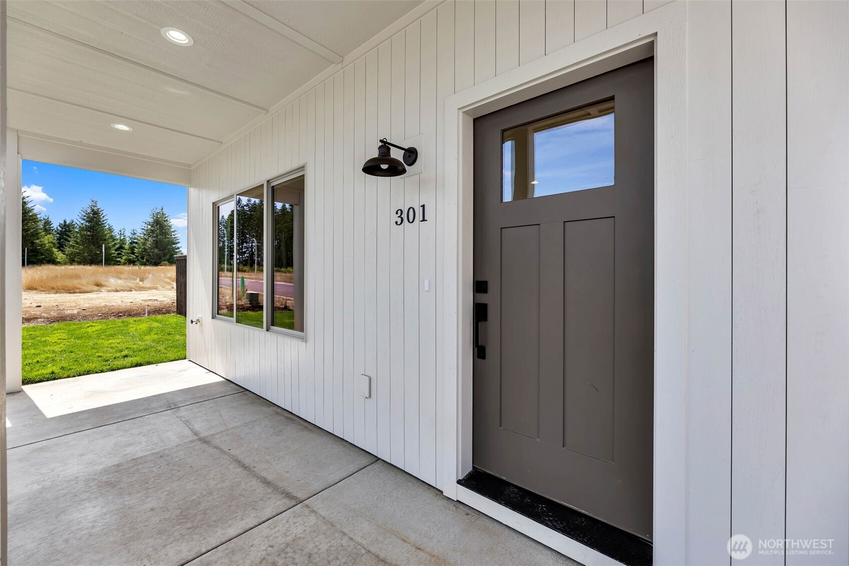 301 Cap Avenue , Winlock, WA 98596