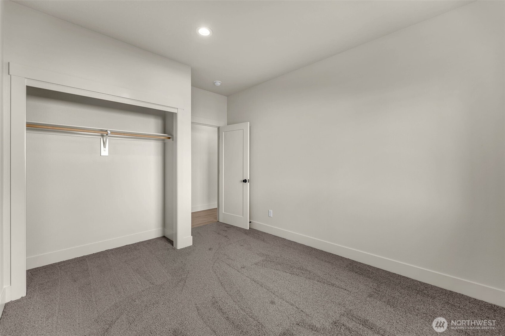 301 Cap Avenue , Winlock, WA 98596