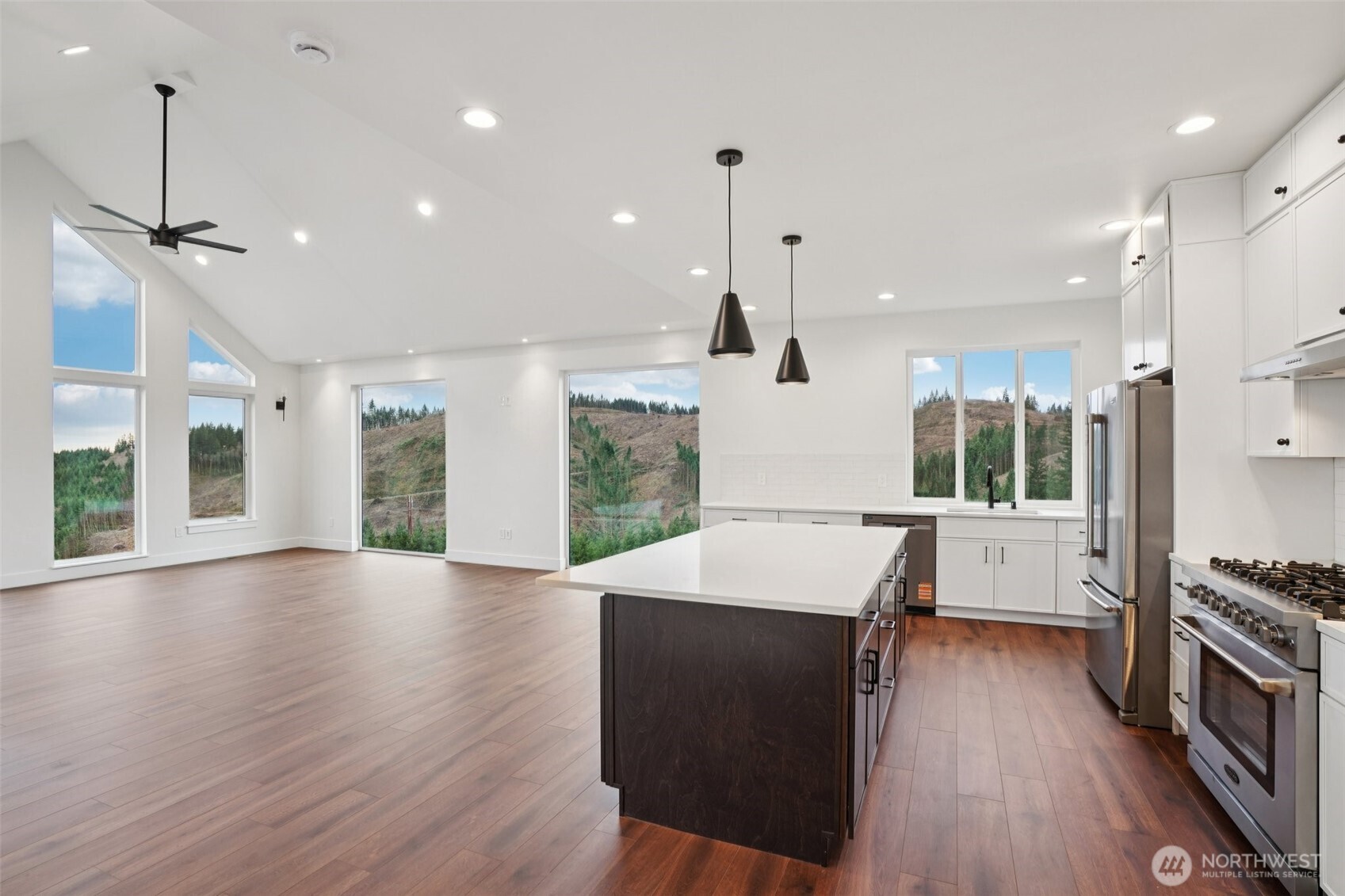 235 High Bank Lane , Woodland, WA 98674