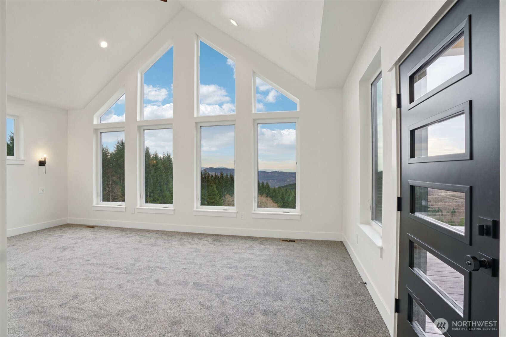 235 High Bank Lane , Woodland, WA 98674