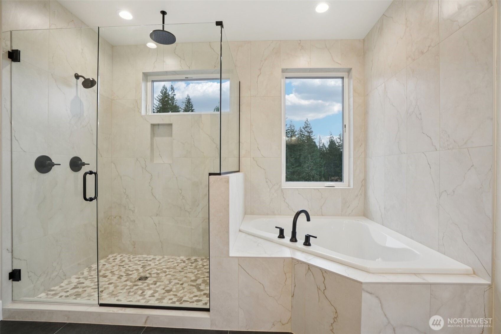 235 High Bank Lane , Woodland, WA 98674