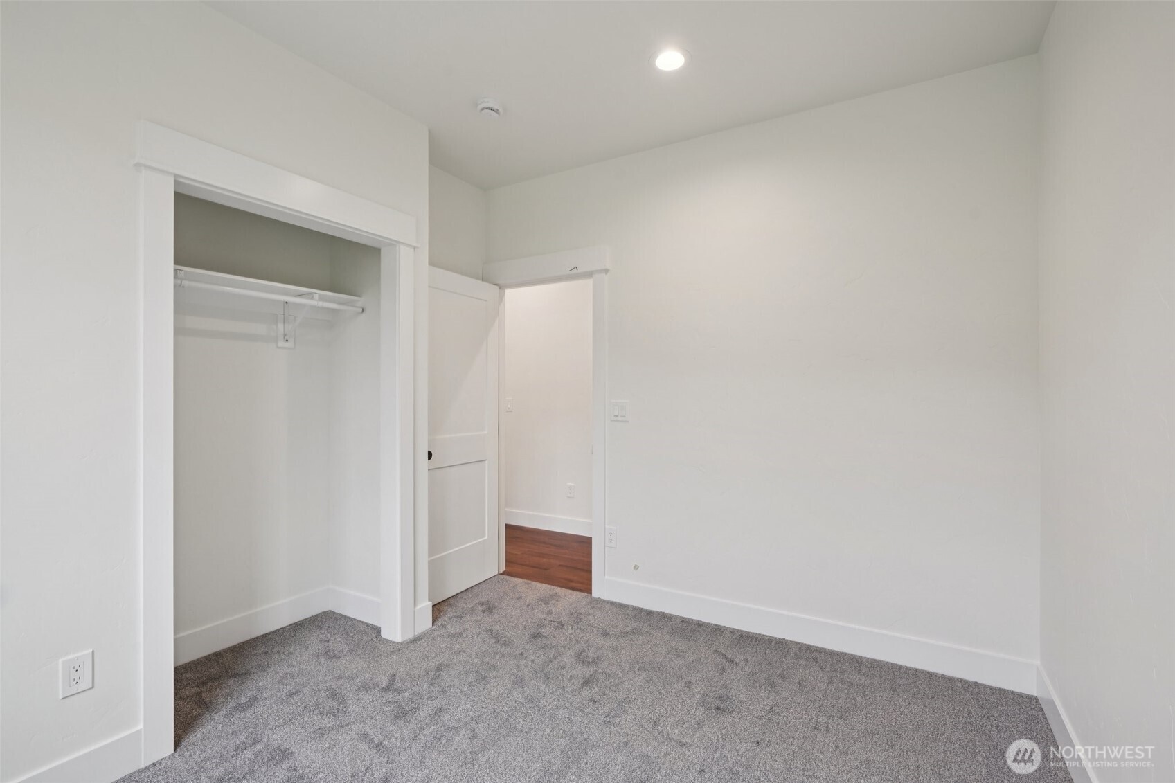 235 High Bank Lane , Woodland, WA 98674