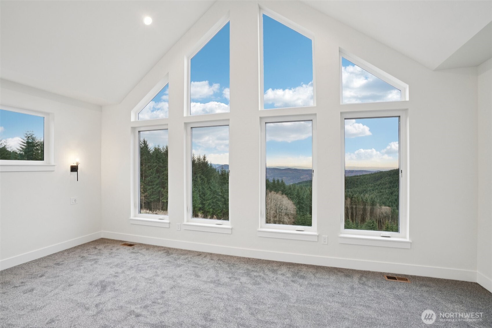 235 High Bank Lane , Woodland, WA 98674