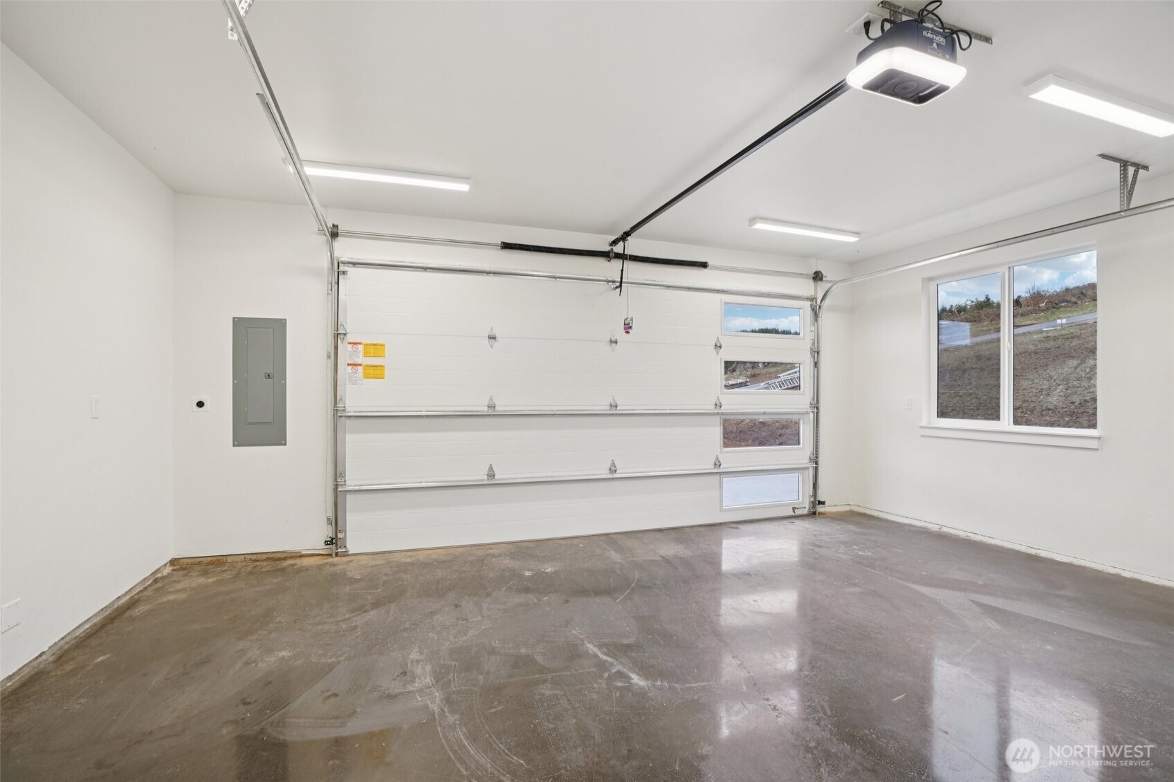 235 High Bank Lane , Woodland, WA 98674