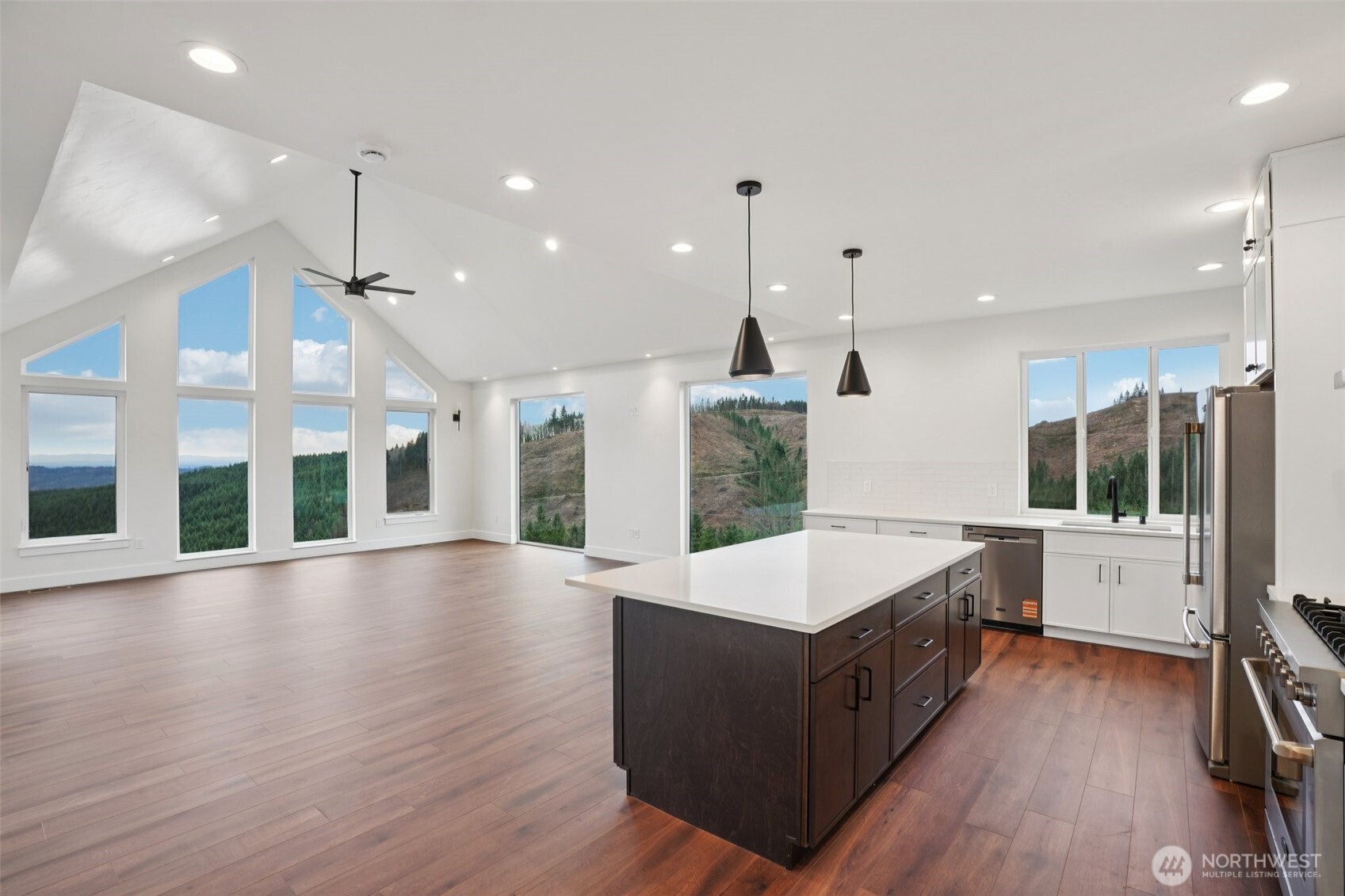 235 High Bank Lane , Woodland, WA 98674