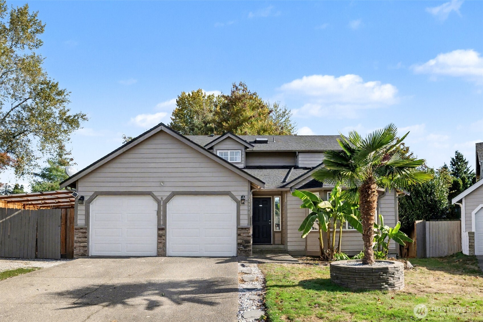 12606 SE 265th Place , Kent, WA 98030