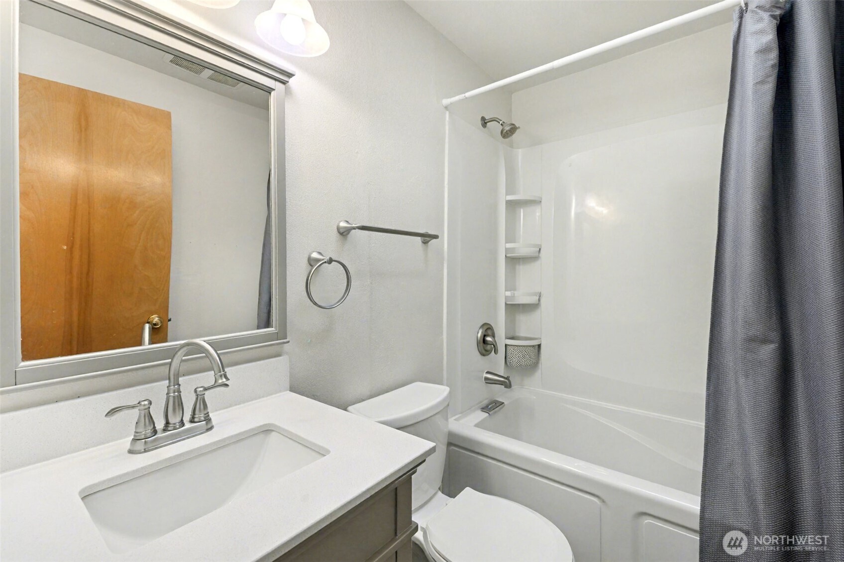 12606 SE 265th Place , Kent, WA 98030