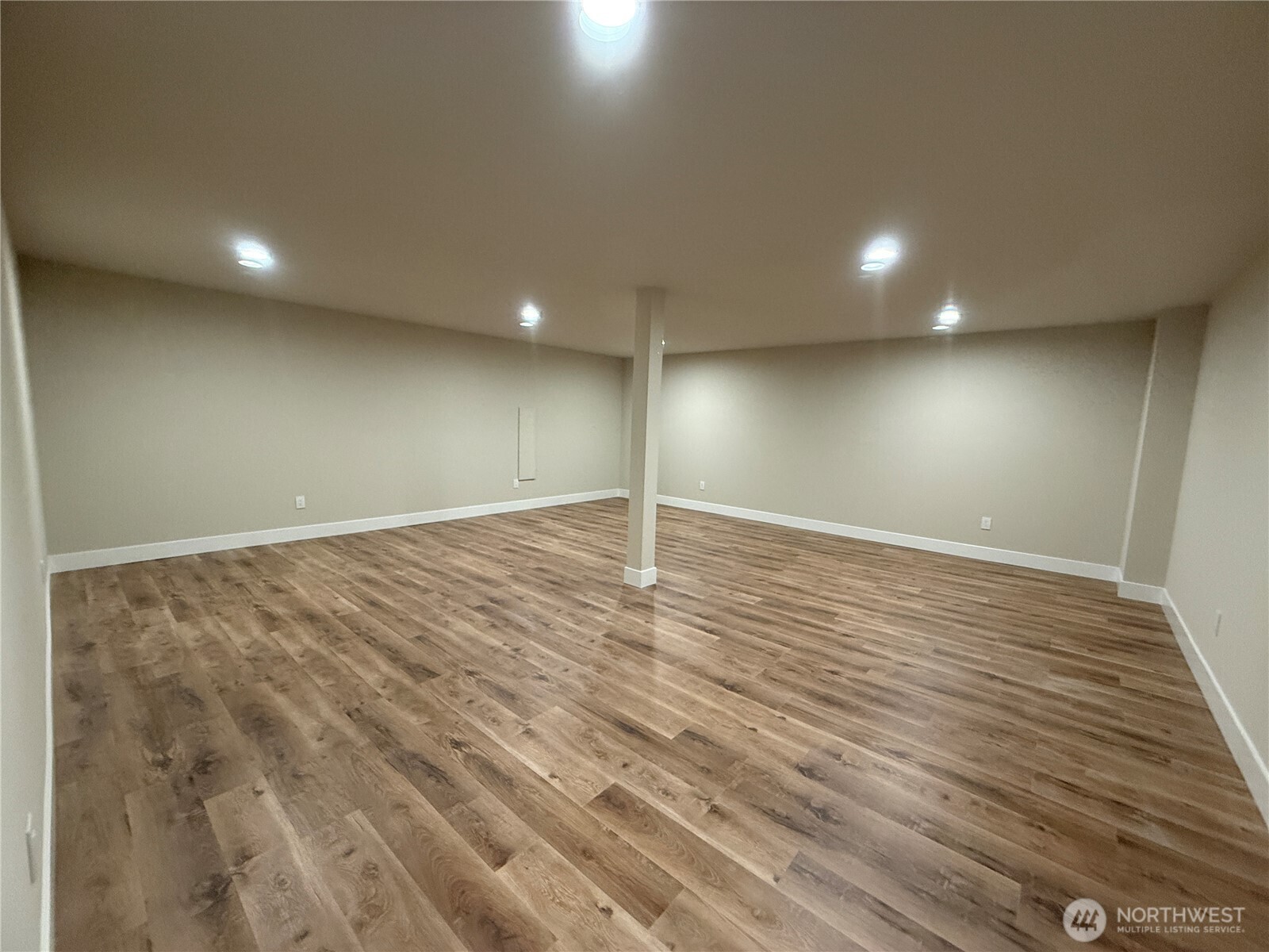 130 E Olympic Court , Allyn, WA 98524