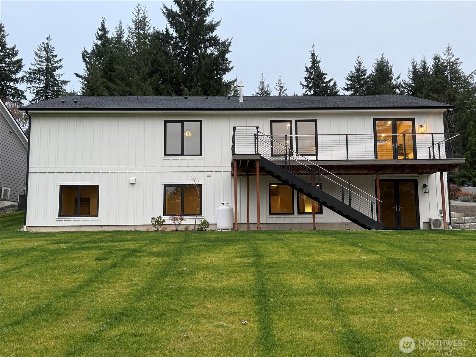 130 E Olympic Court , Allyn, WA 98524