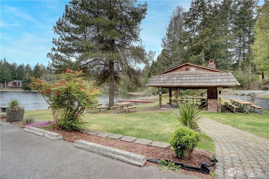 130 E Olympic Court , Allyn, WA 98524