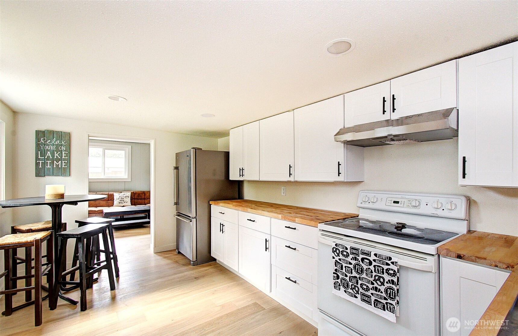 16790 Lewis River Road , Cougar, WA 98616