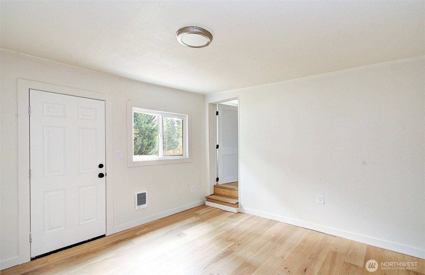 16790 Lewis River Road , Cougar, WA 98616