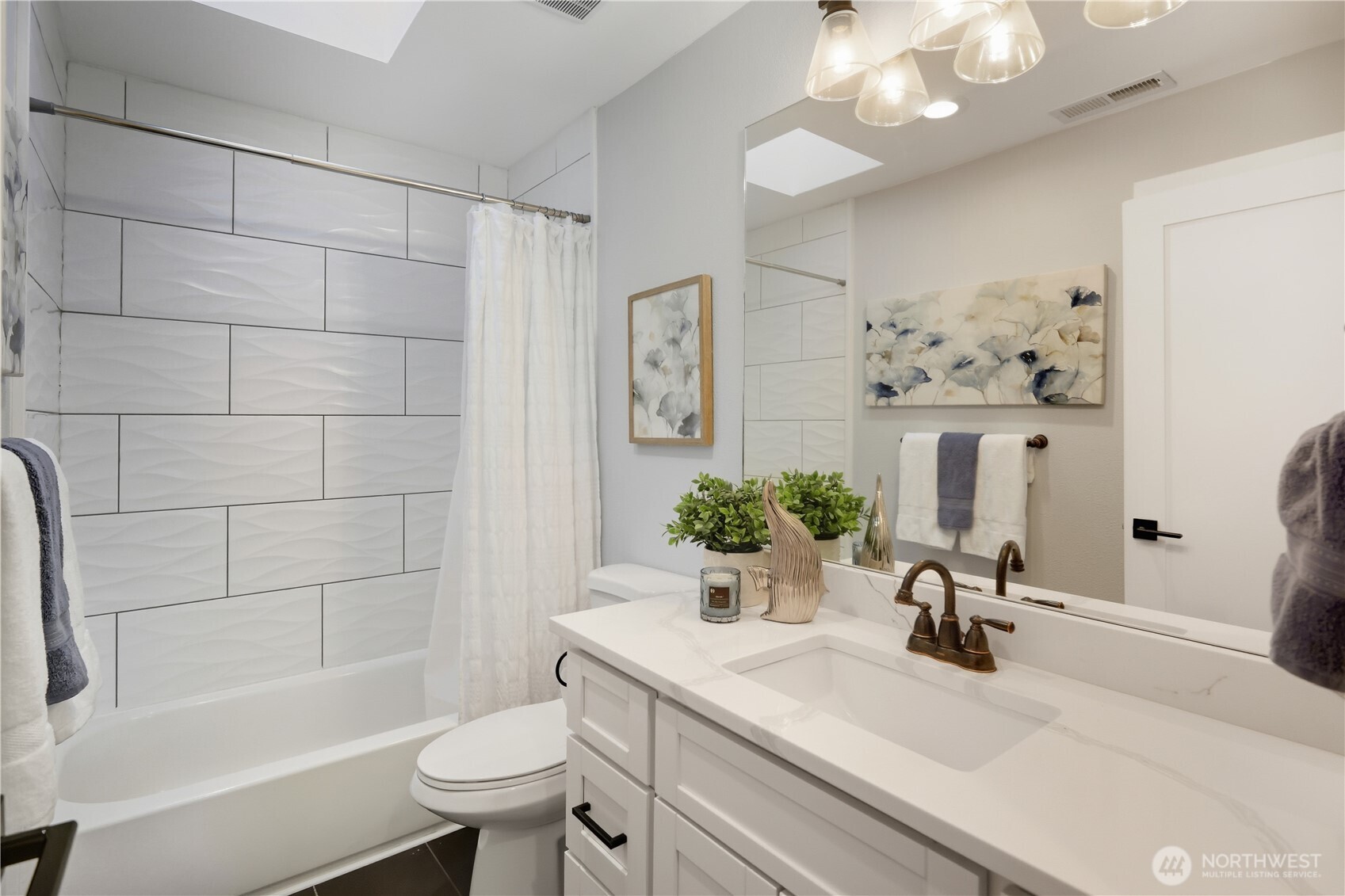 5175 NW El Camino Boulevard , Bremerton, WA 98312