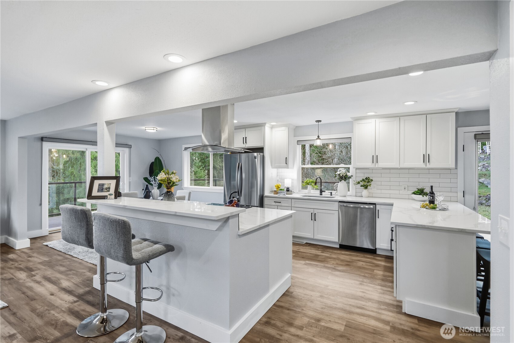 5175 NW El Camino Boulevard , Bremerton, WA 98312