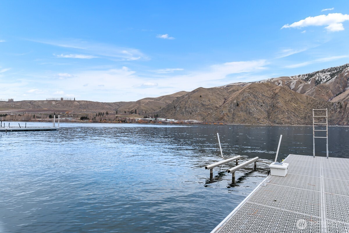 15107 N Lakeshore Drive , Entiat, WA 98822