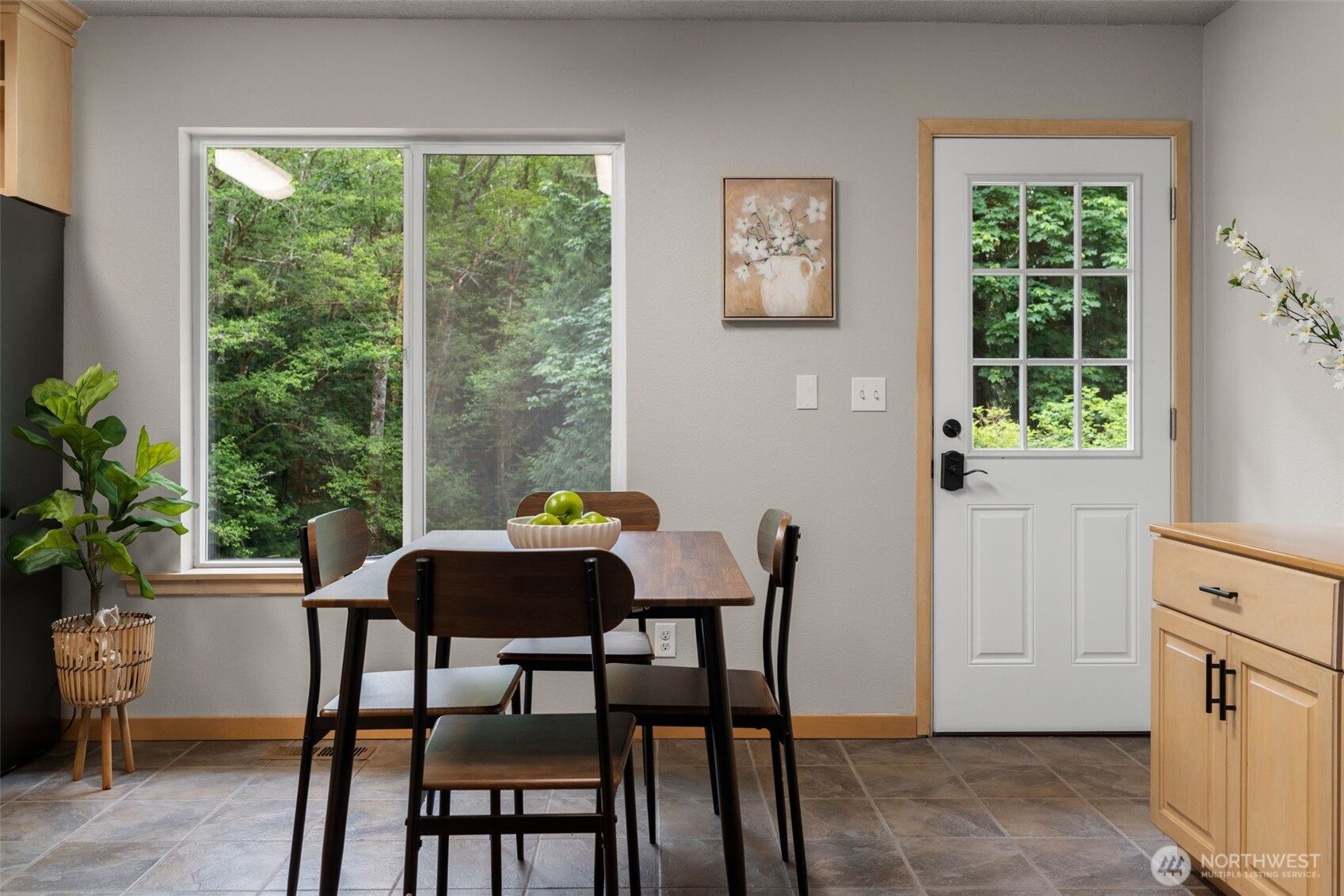 4562 SE Burley Olalla Road , Olalla, WA 98359