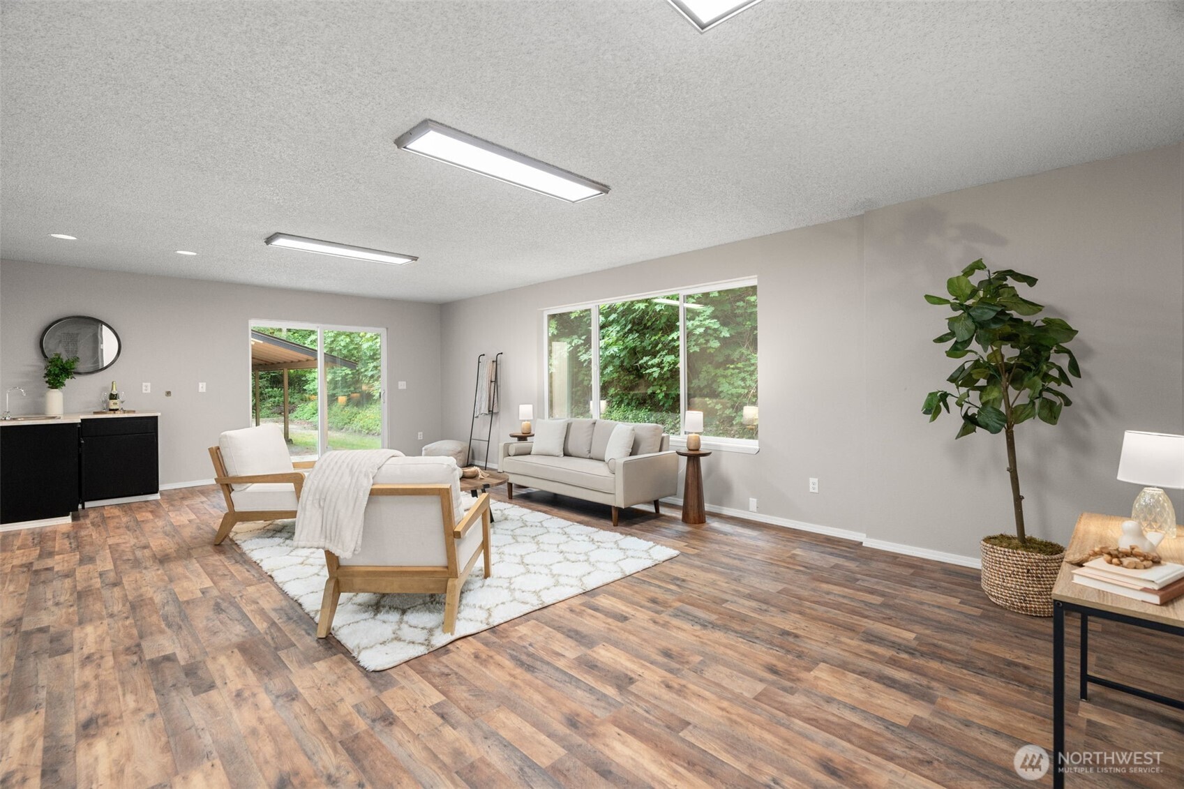 4562 SE Burley Olalla Road , Olalla, WA 98359