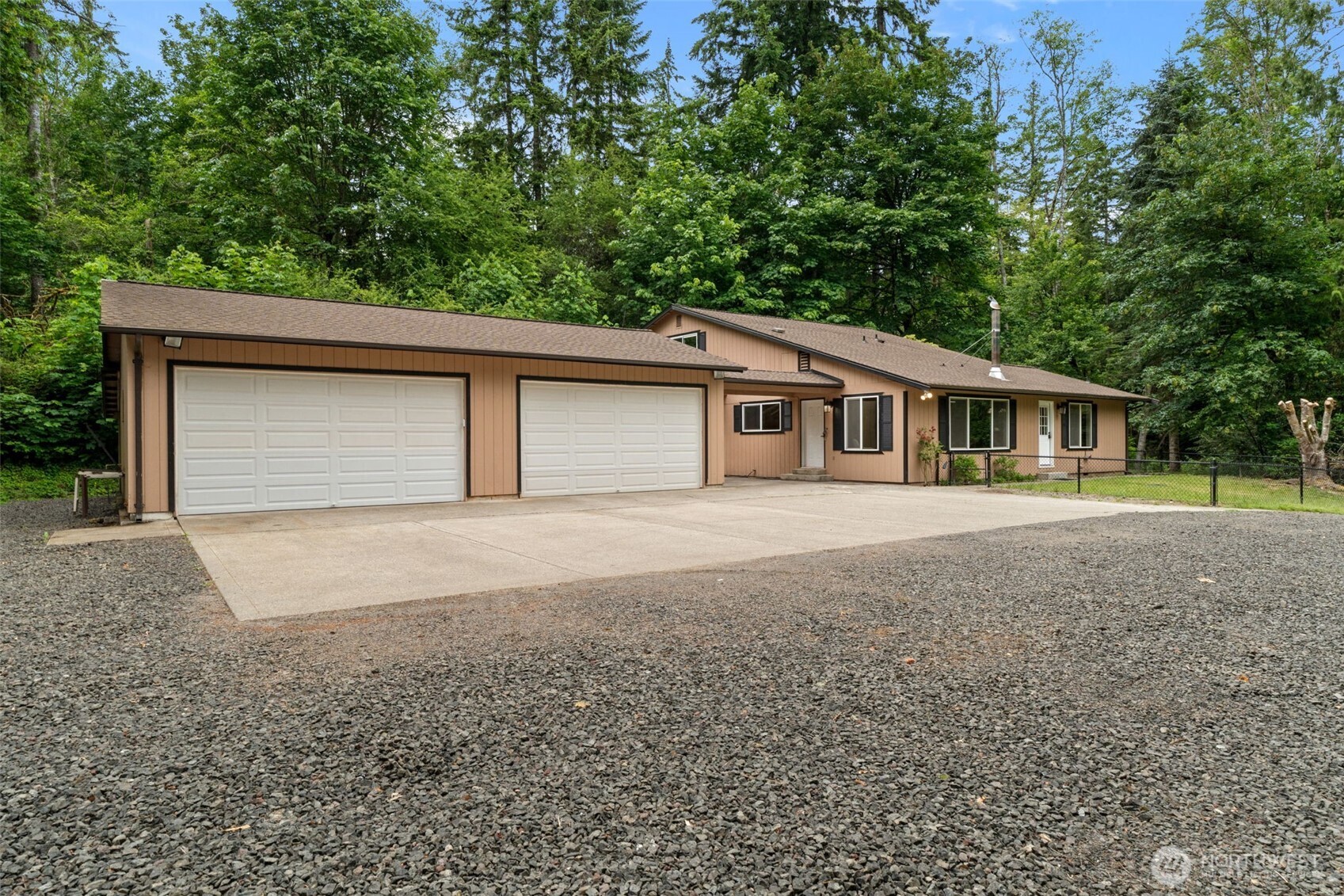 4562 SE Burley Olalla Road , Olalla, WA 98359