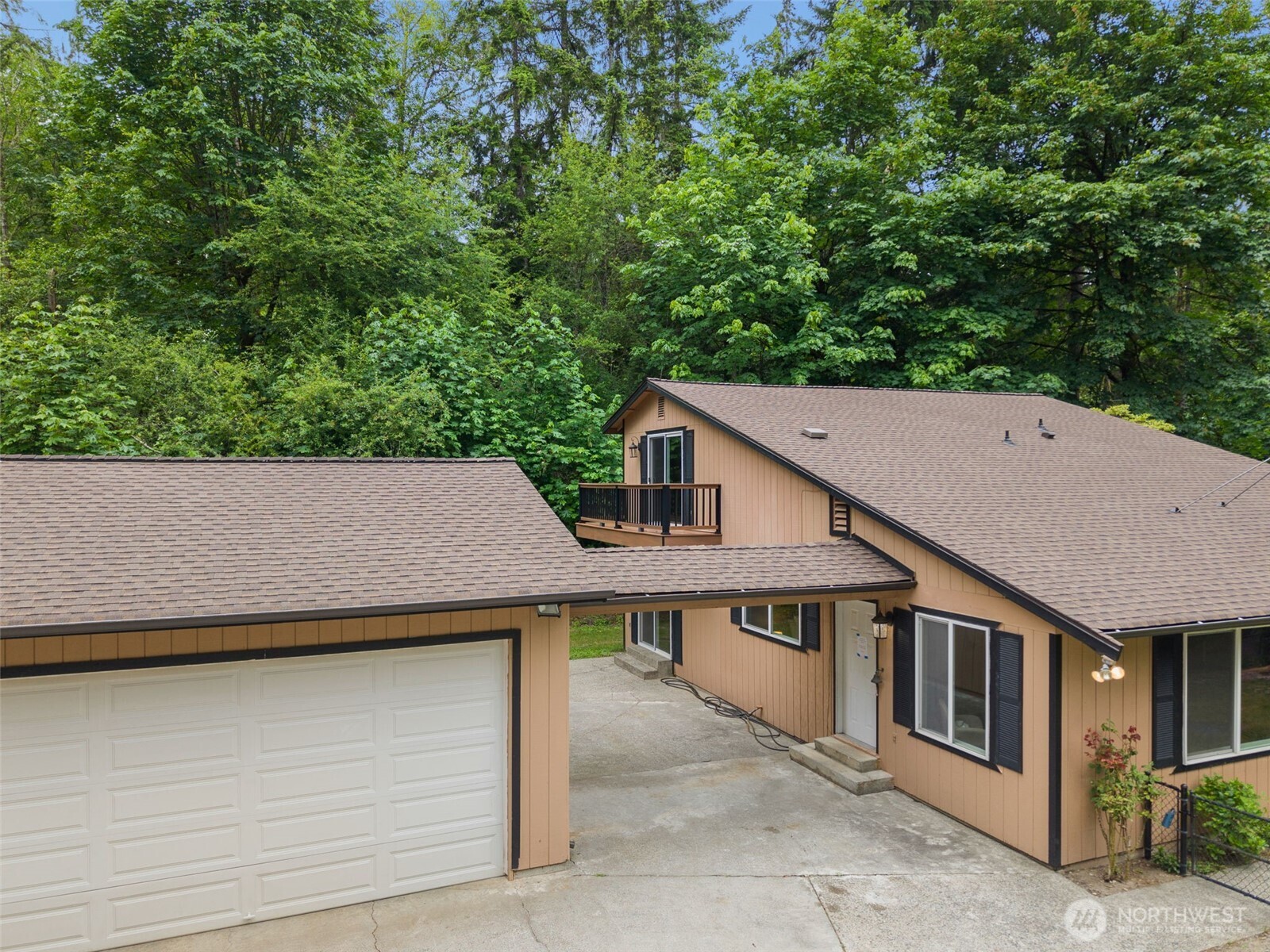 4562 SE Burley Olalla Road , Olalla, WA 98359