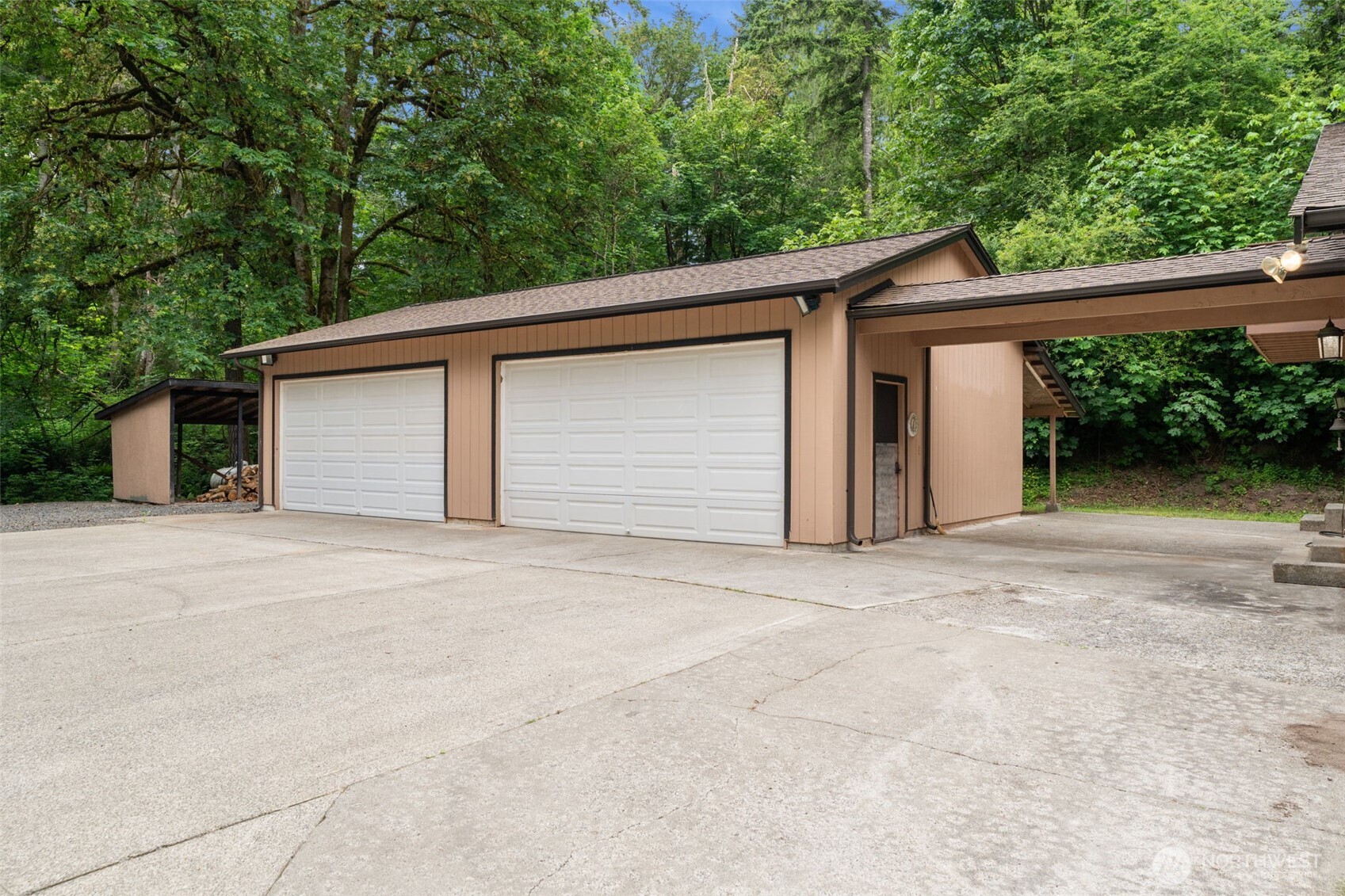4562 SE Burley Olalla Road , Olalla, WA 98359
