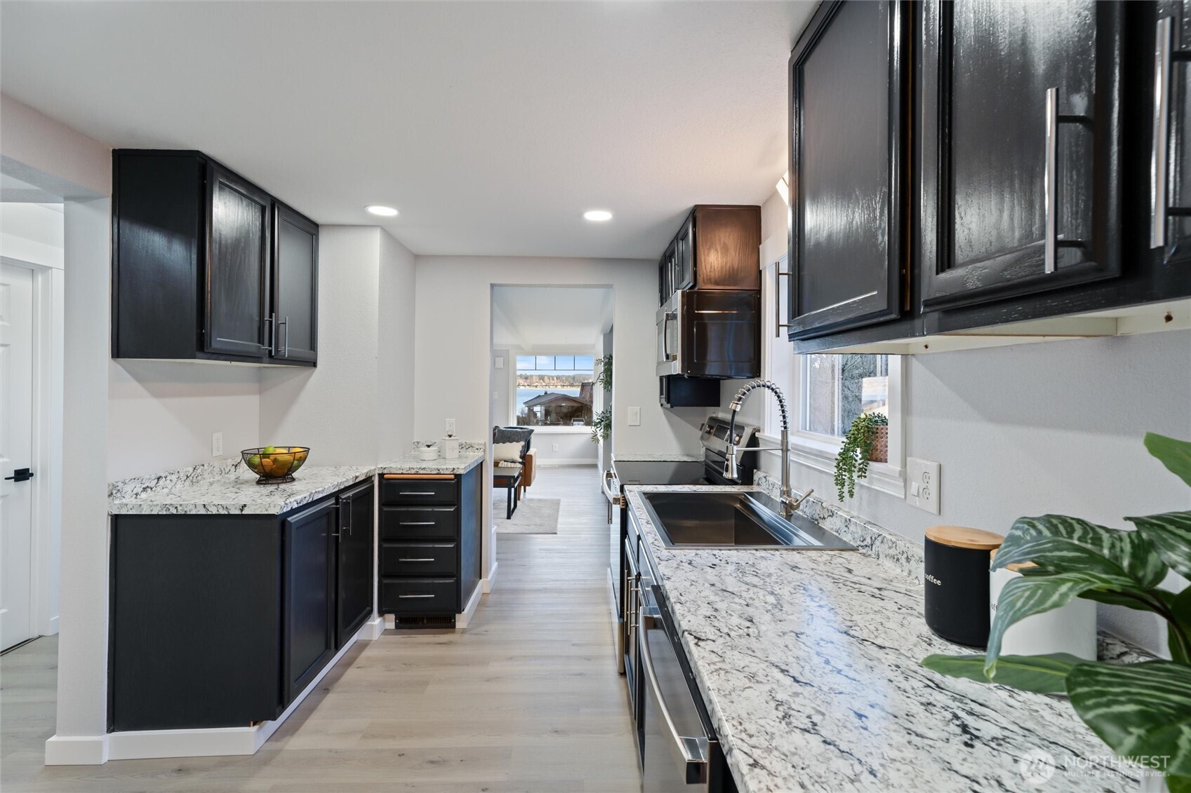 6937 Chico Way NW, Bremerton, WA 98312